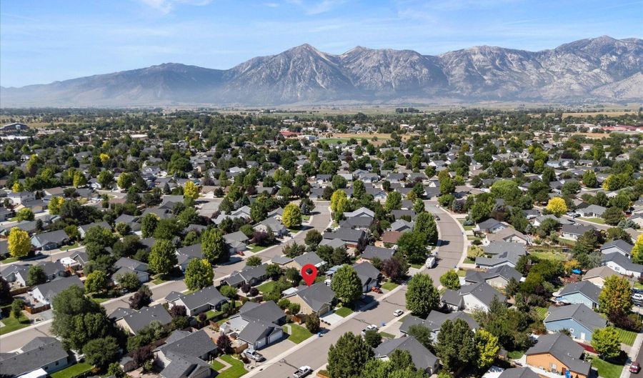 1355 Guiness Way, Gardnerville, NV 89410 - 3 Beds, 2 Bath