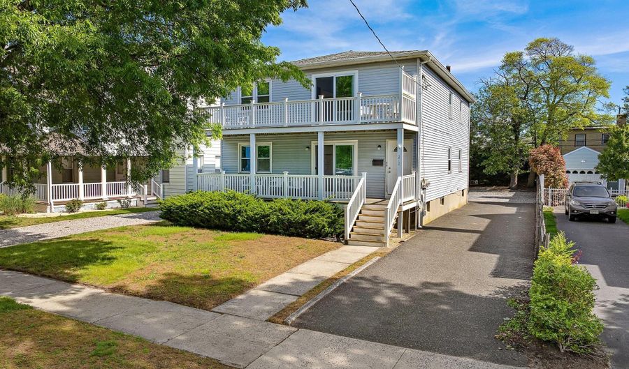 212 10th Ave, Belmar, NJ 07719 - 8 Beds, 4 Bath