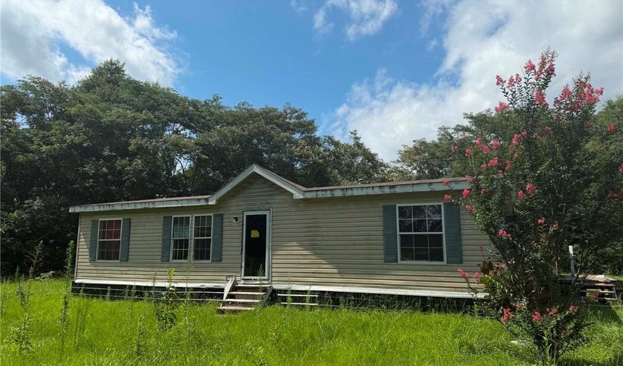 1198 15th St NW, Aliceville, AL 35442 - 3 Beds, 2 Bath