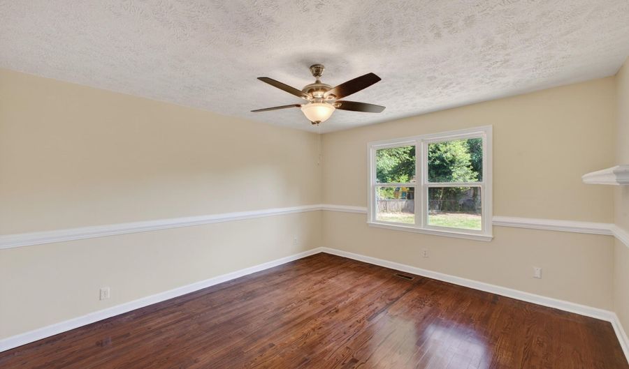 1053 Woodcrest Dr, Beech Island, SC 29842 - 3 Beds, 3 Bath