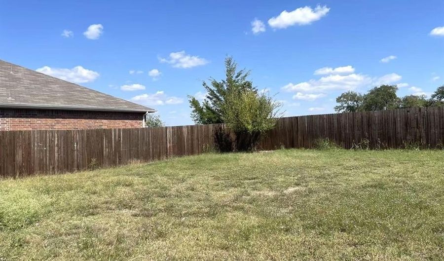 2909 Aspen Dr, Anna, TX 75409 - 4 Beds, 3 Bath