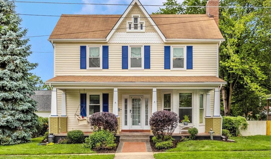 2786 WASHINGTON St, Adamstown, MD 21710 - 4 Beds, 3 Bath