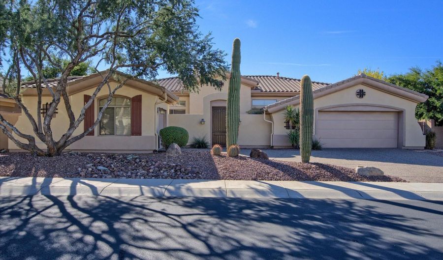 42234 N STONEMARK Dr, Anthem, AZ 85086 - 3 Beds, 3 Bath