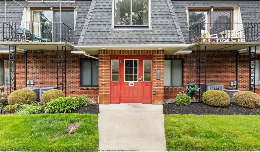 75 B Foxberry Dr, Amherst, NY 14068 - 2 Beds, 1 Bath