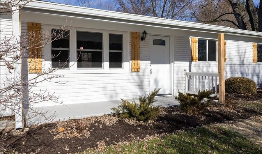 5556 POWELL Rd, Indianapolis, IN 46221 - 3 Beds, 2 Bath