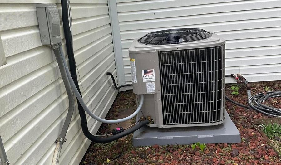 1118 Bellaire St, Amarillo, TX 79106 - 4 Beds, 2 Bath