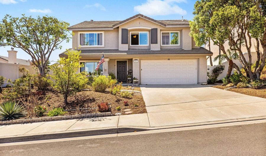 301 Arlington Dr, Oceanside, CA 92057 - 3 Beds, 3 Bath