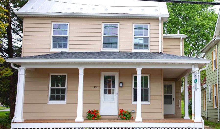 305 MAIN St N, Boonsboro, MD 21713 - 3 Beds, 3 Bath