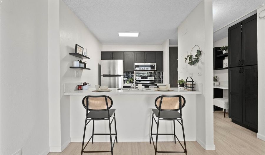 98-500 Koauka Loop 2H, Aiea, HI 96701 - 2 Beds, 1 Bath