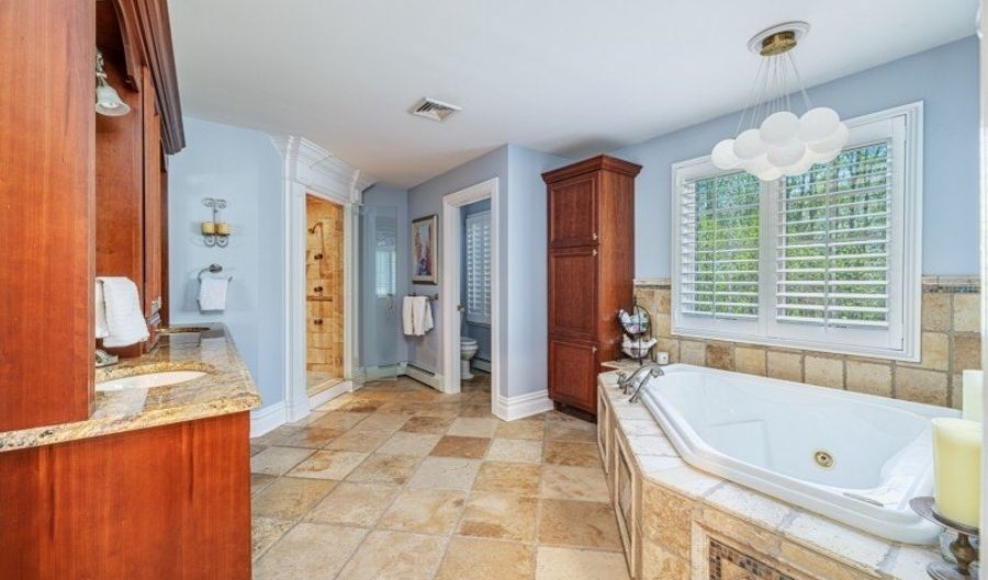 14 Jenny Ln, Alloway, NJ 07461 - 4 Beds, 4 Bath