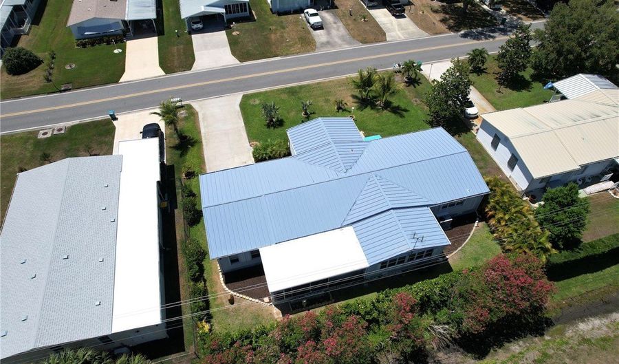 1047 Sebastian Rd, Barefoot Bay, FL 32976 - 2 Beds, 2 Bath