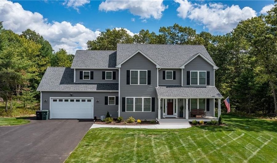 22 Cassidy Trl, Coventry, RI 02816 - 4 Beds, 3 Bath