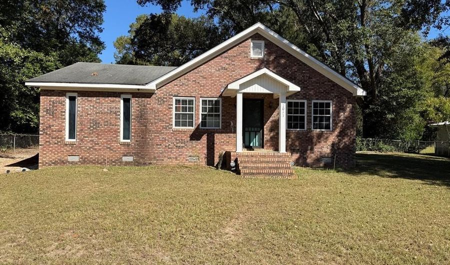 1011 Crawford Dr, Albany, GA 31705 - 3 Beds, 1 Bath