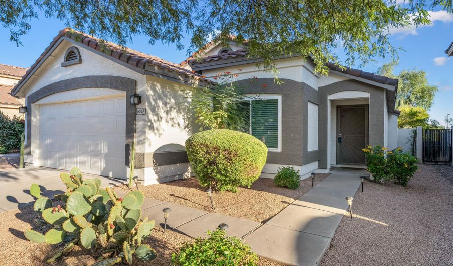 5067 E MARK Ln, Cave Creek, AZ 85331 - 3 Beds, 2 Bath