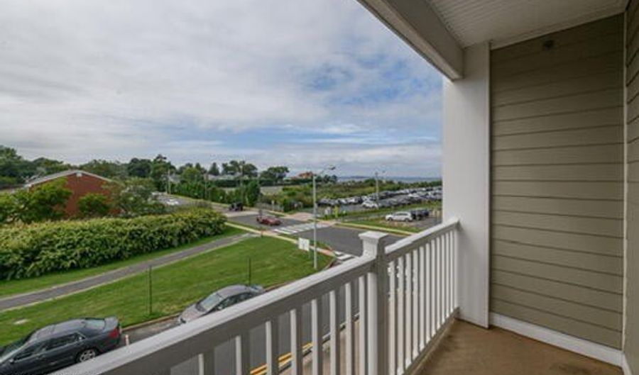 2 Hennessey Blvd 304, Atlantic Highlands, NJ 07716 - 2 Beds, 2 Bath