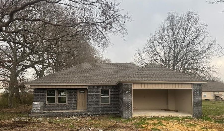 301 Dogwood St, Beebe, AR 72012 - 3 Beds, 2 Bath