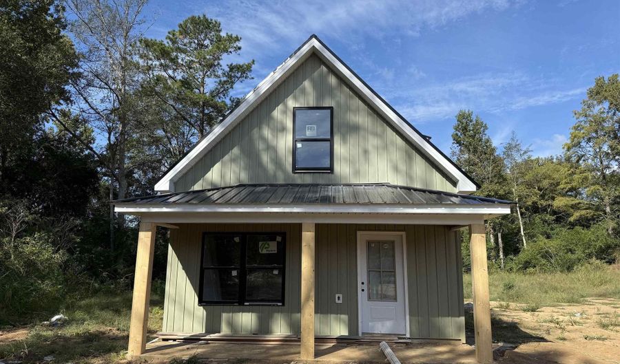 402 S Magnolia Ave, Andrews, SC 29510 - 3 Beds, 3 Bath