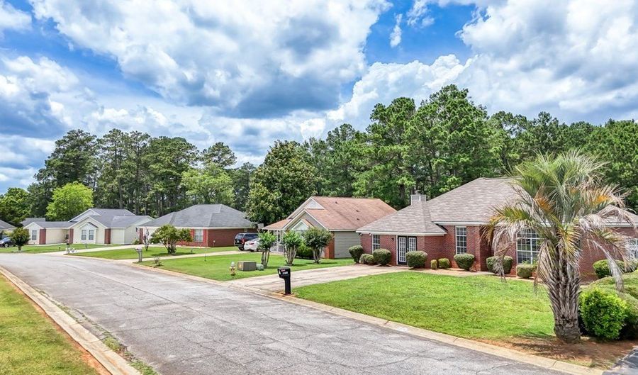 2931 Stonewater Dr, Albany, GA 31721 - 3 Beds, 2 Bath