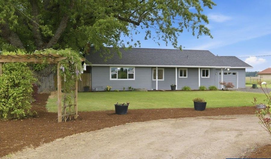 31195 Pirtle Dr SW, Albany, OR 97321 - 3 Beds, 1 Bath