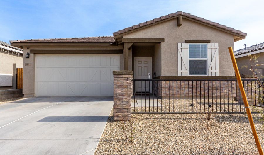 1971 S 241ST Dr, Buckeye, AZ 85326 - 4 Beds, 3 Bath