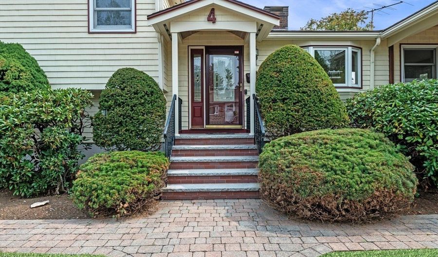 4 Butterworth Rd, Beverly, MA 01915 - 3 Beds, 2 Bath