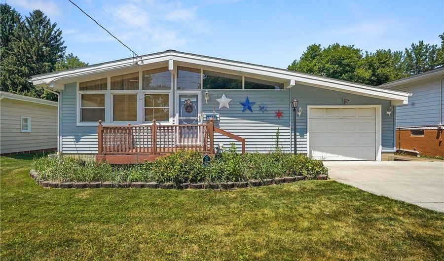 1181 Jeanie J Ave, Akron, OH 44310 - 3 Beds, 3 Bath