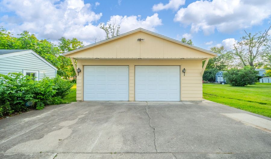 171 Nursery Rd, Anderson, IN 46012 - 2 Beds, 1 Bath