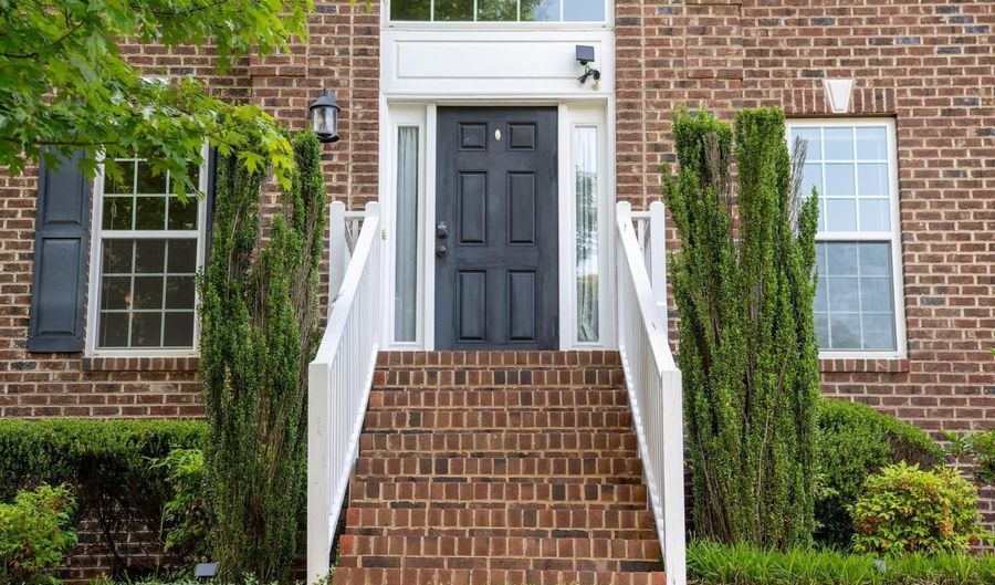 8620 Forester Ln, Apex, NC 27539 - 5 Beds, 4 Bath