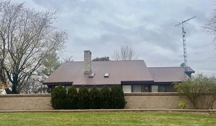 8187 TOWNSHIP RD 90, Ada, OH 45810 - 4 Beds, 3 Bath
