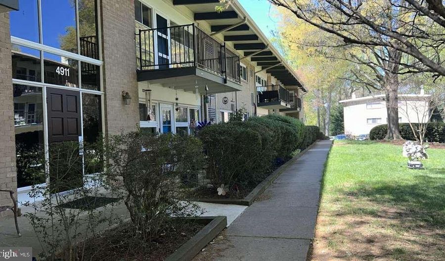 4911 AMERICANA Dr 101, Annandale, VA 22003 - 2 Beds, 1 Bath