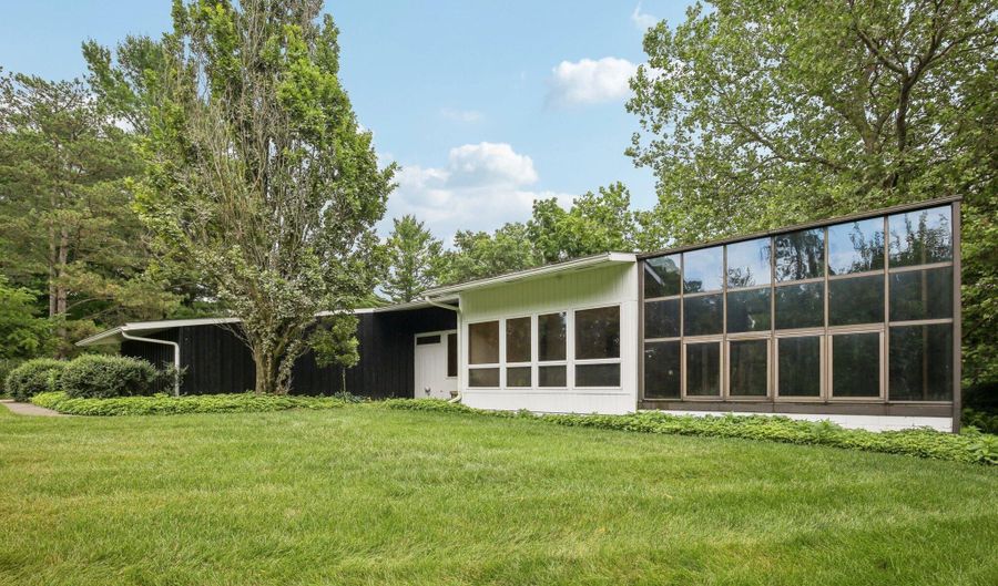 2373 Belgrade Notch St, Ann Arbor, MI 48103 - 4 Beds, 3 Bath