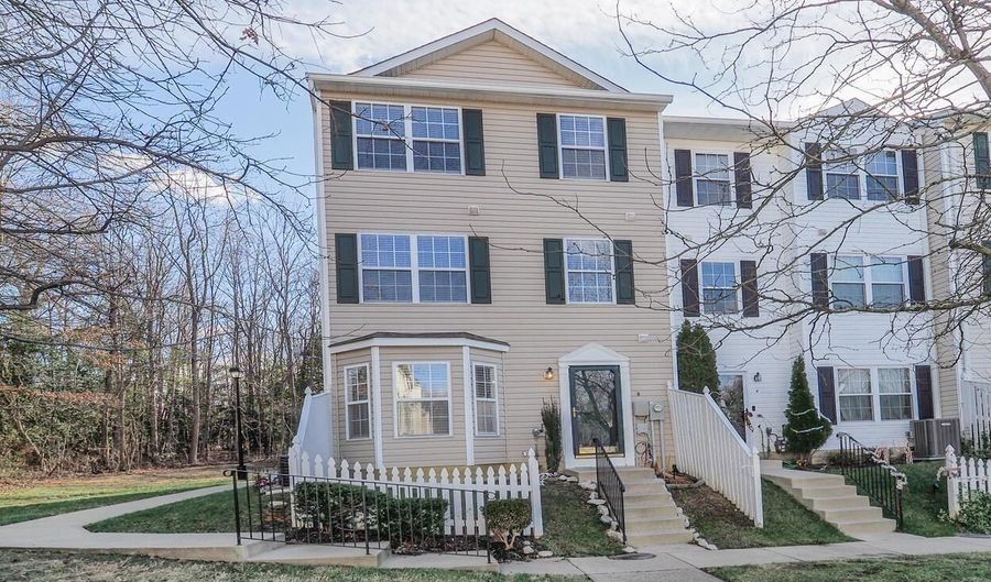 40 AMBERSTONE Ct, Annapolis, MD 21403 - 3 Beds, 3 Bath