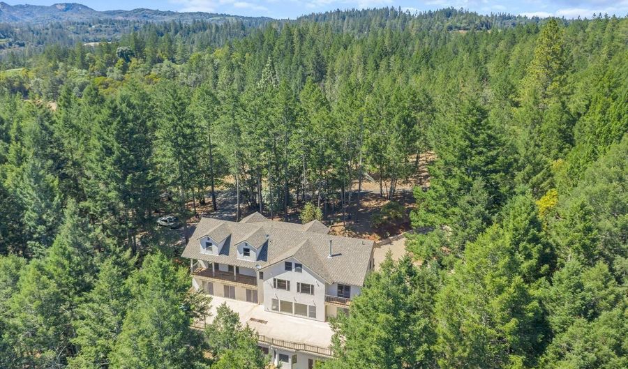 440 Cold Springs Rd, Angwin, CA 94508 - 6 Beds, 6 Bath
