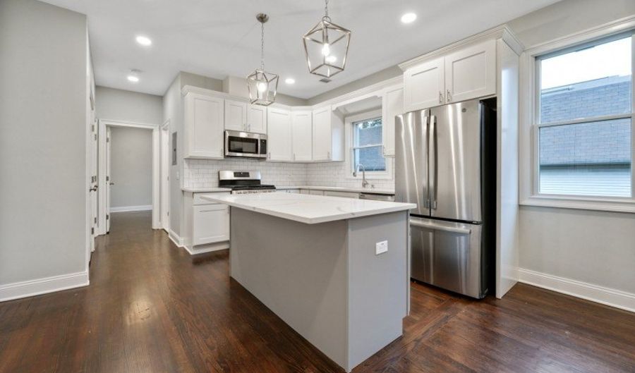 31 Carmer Ave, Belleville, NJ 07109 - 2 Beds, 1 Bath