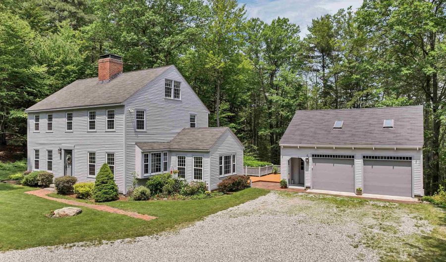 69 King Rd, Bedford, NH 03110 - 3 Beds, 4 Bath