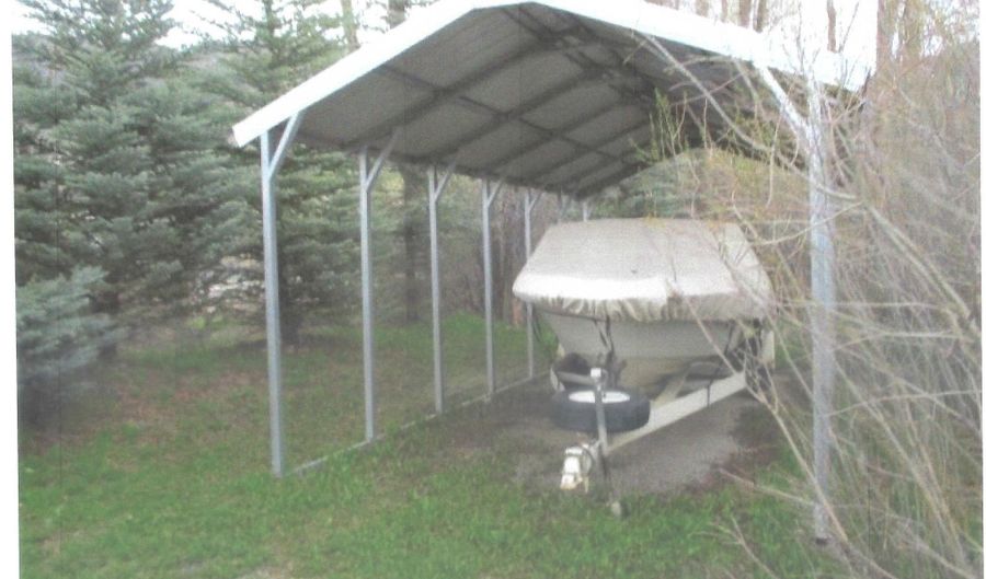 458 E 1ST Ave, Afton, WY 83110 - 3 Beds, 2 Bath