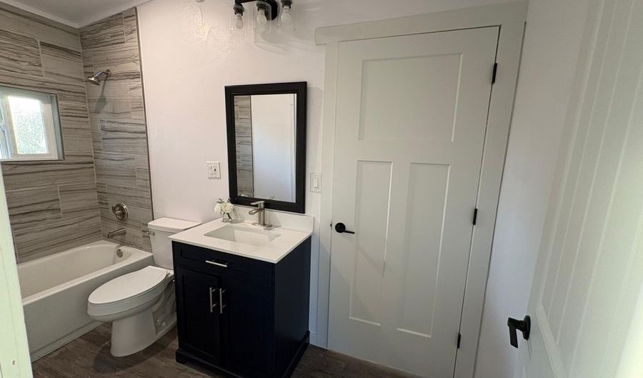 330 Garfield, American Falls, ID 83211 - 2 Beds, 1 Bath