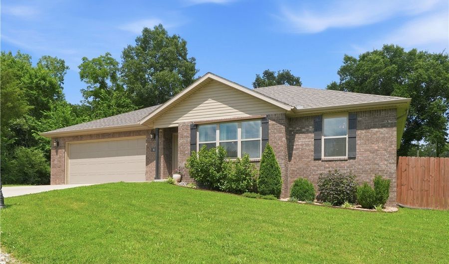 6 Exminster Ln, Bella Vista, AR 72714 - 3 Beds, 2 Bath