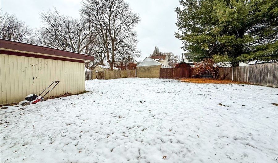 1635 Goodyear Blvd, Akron, OH 44305 - 3 Beds, 2 Bath