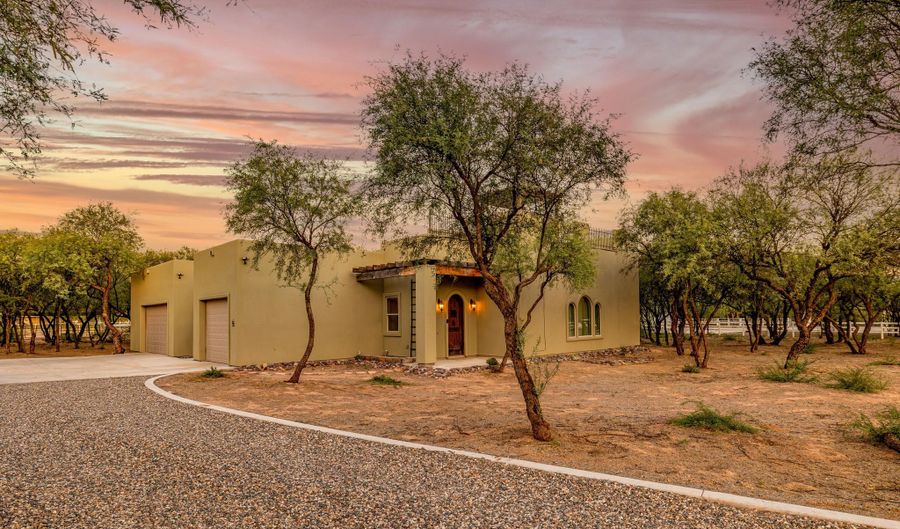 2185 S Diamond Creek Ln, Camp Verde, AZ 86322 - 2 Beds, 2 Bath