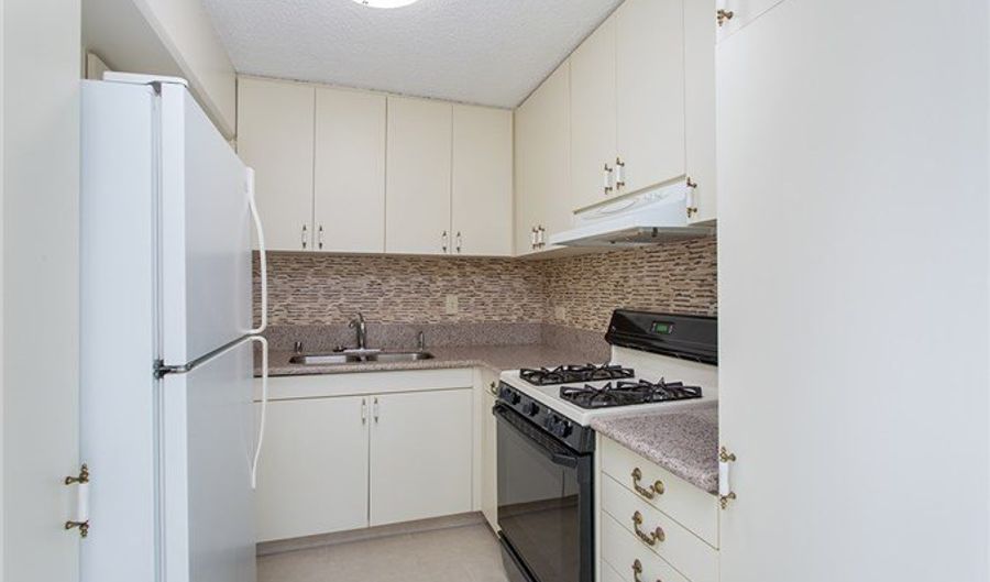 2465 Kuhio Ave 918, Honolulu, HI 96815 - 1 Beds, 1 Bath