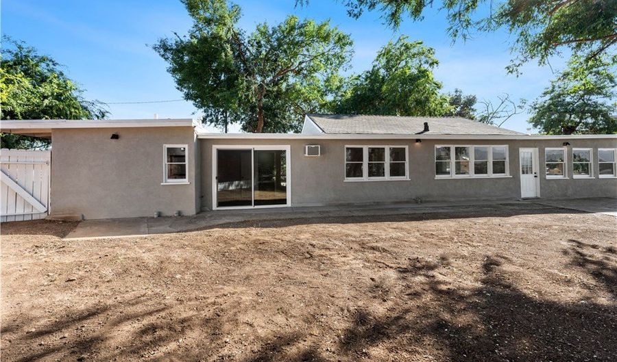 35029 Avenue G, Yucaipa, CA 92399 - 4 Beds, 3 Bath