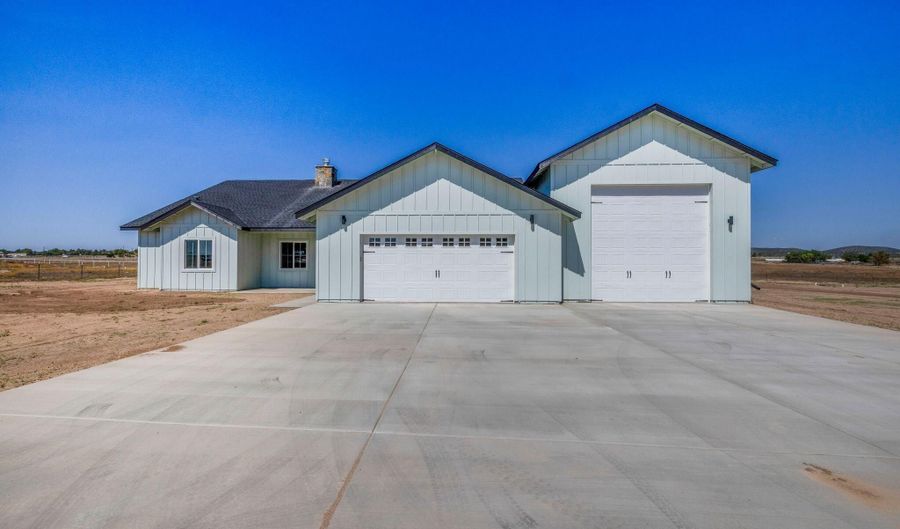 3818 Cole Lee Ct, Chino Valley, AZ 86323 - 3 Beds, 3 Bath