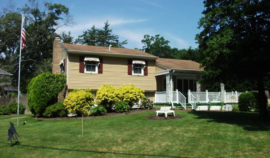 703 Breakers Ave, Absecon, NJ 08201 - 3 Beds, 2 Bath