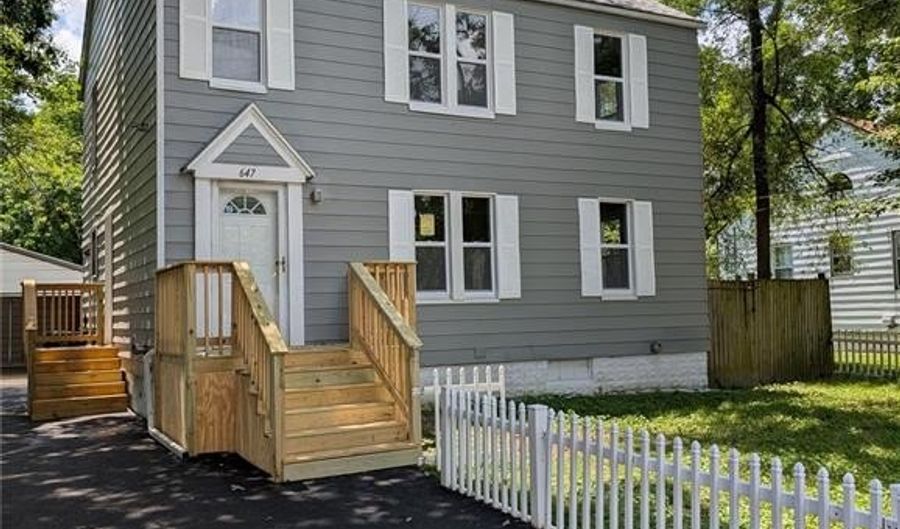 647 Oakwood Ave, Alton, IL 62002 - 4 Beds, 2 Bath