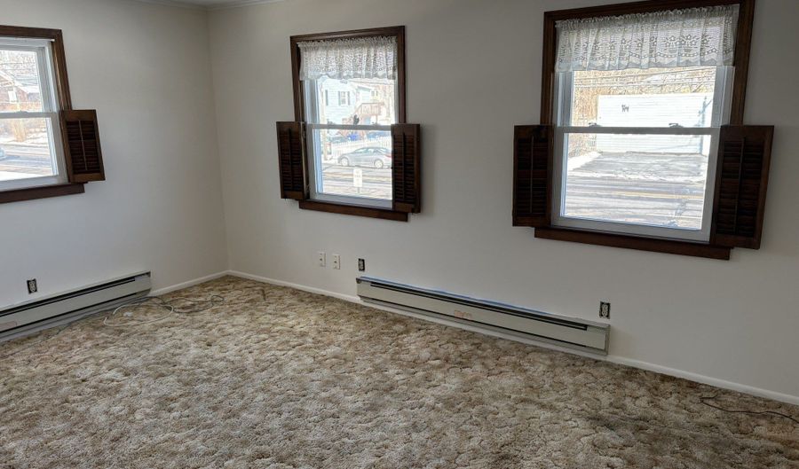 197 Main St, Branford, CT 06405 - 0 Beds, 4 Bath