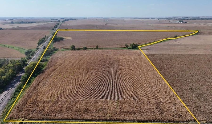 Uu Avenue, Ackley, IA 50601 - 0 Beds, 0 Bath