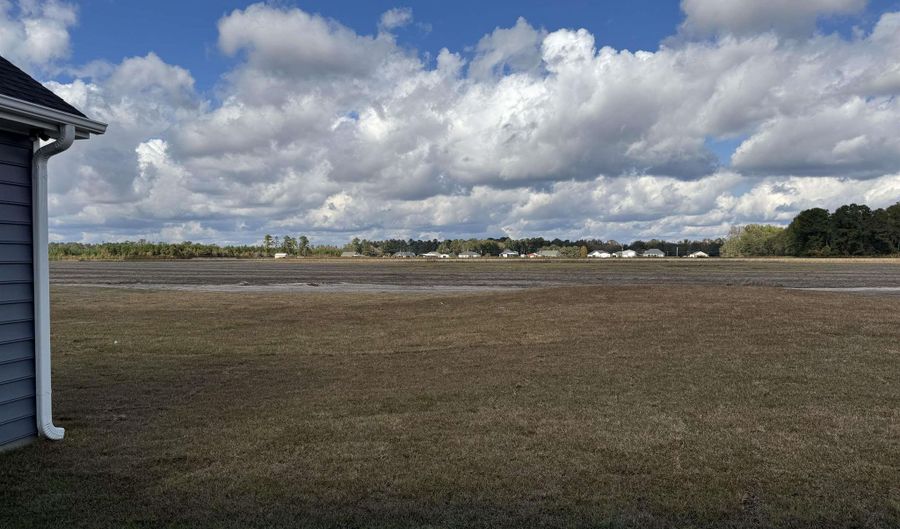 4963 Dupont Rd, Aynor, SC 29511 - 4 Beds, 3 Bath