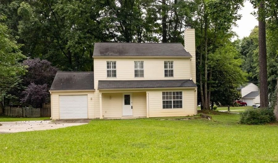 11240 Rotherick Dr, Alpharetta, GA 30022 - 3 Beds, 3 Bath