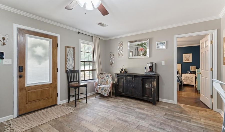 1274 Baker, Batesville, MS 38606 - 2 Beds, 2 Bath